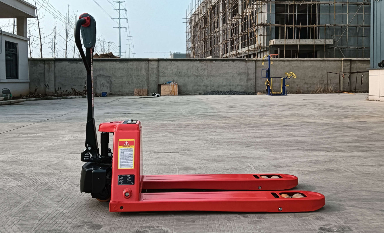 Warehouse organized with stacked pallets using electric jacks and stackers